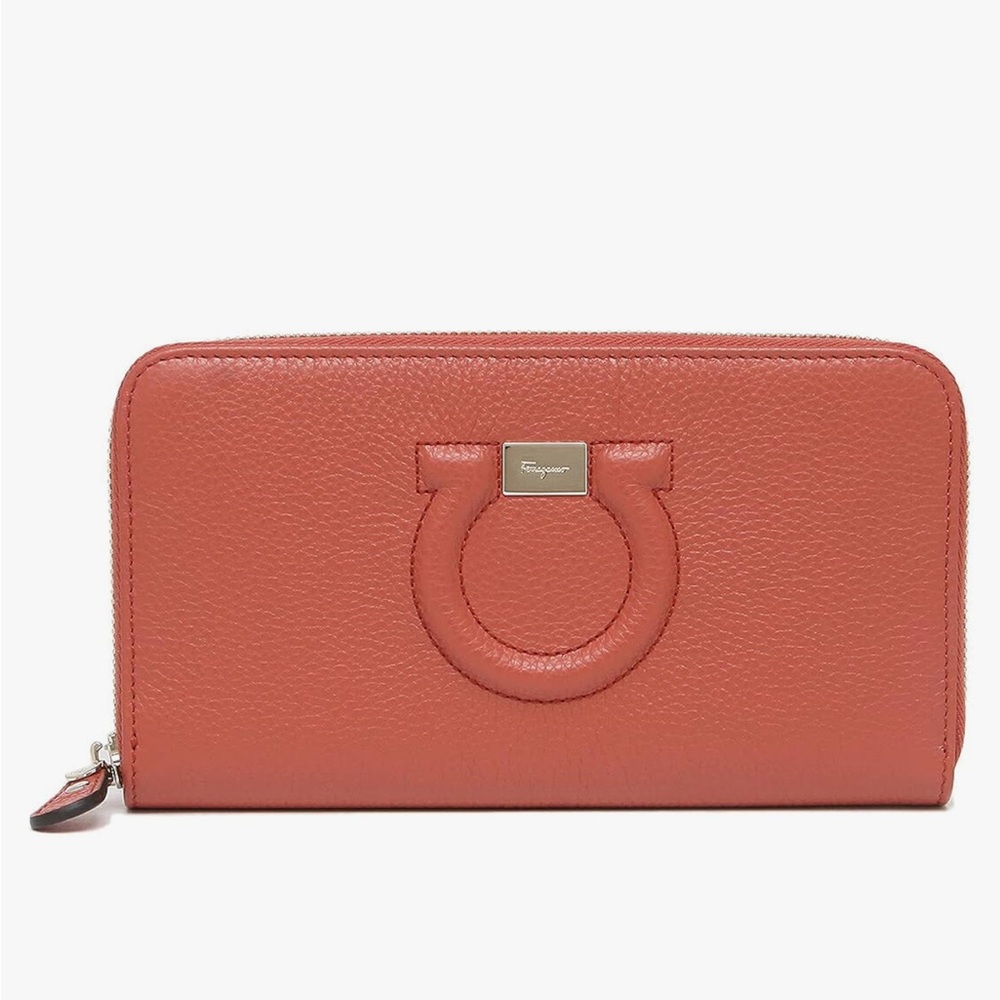 Ferragamo 22C843 Women's Long Wallet Gancho City Red Salvatore Ferragamo, red